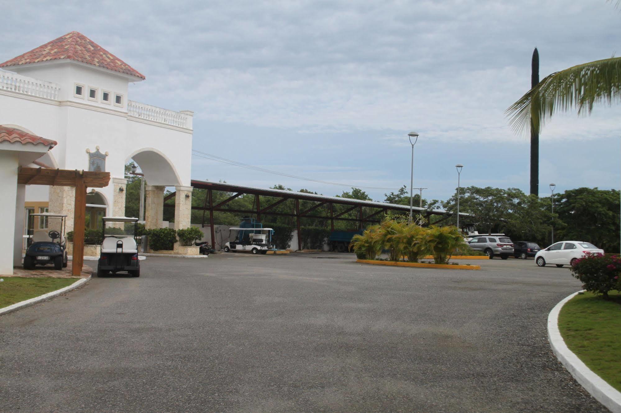 Miranda Bayahibe Hotel Exterior photo